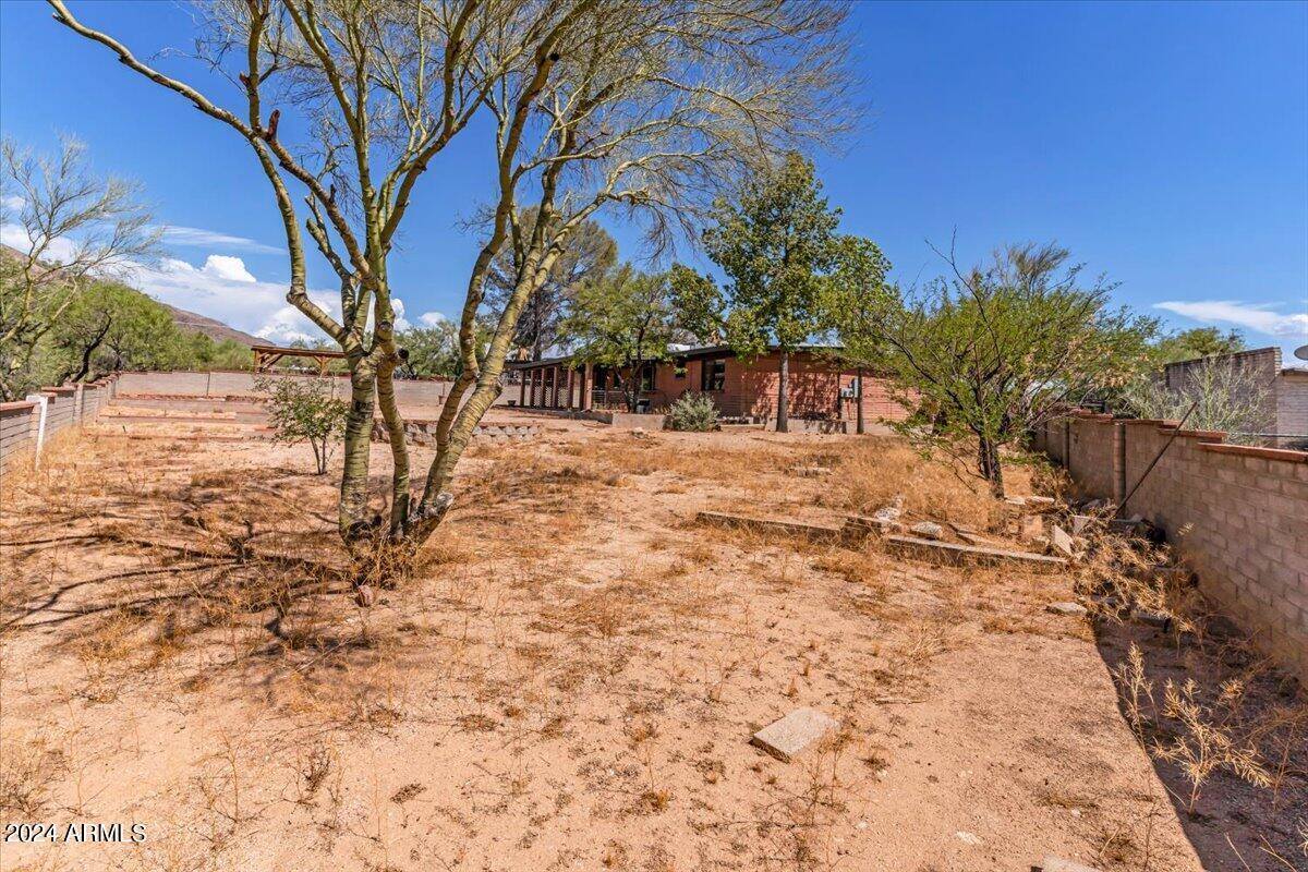 612 West Placita De La Poza --, Tucson, AZ 85704