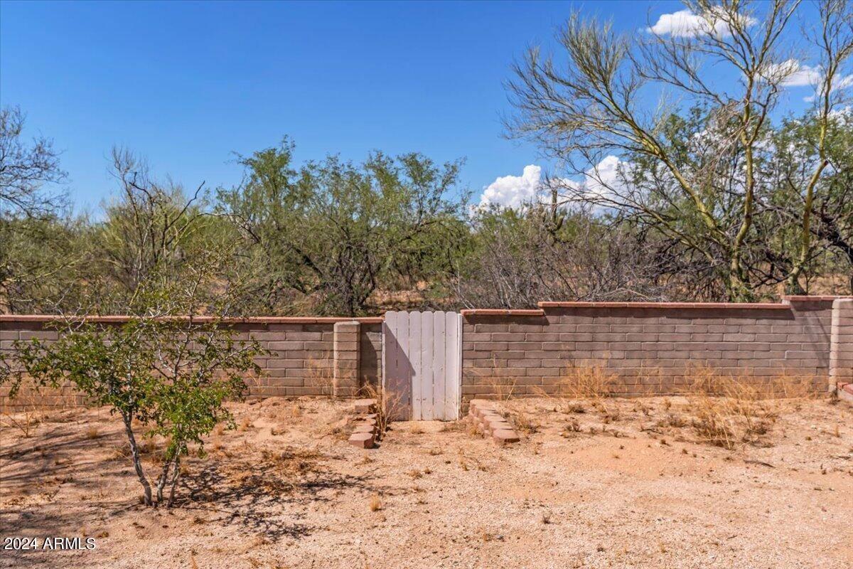 612 West Placita De La Poza --, Tucson, AZ 85704