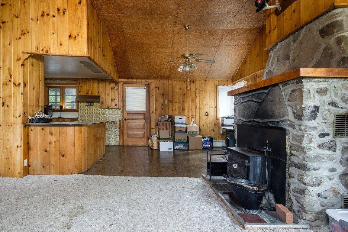 7335 Laurel Lake Road, Brackney, PA 18812