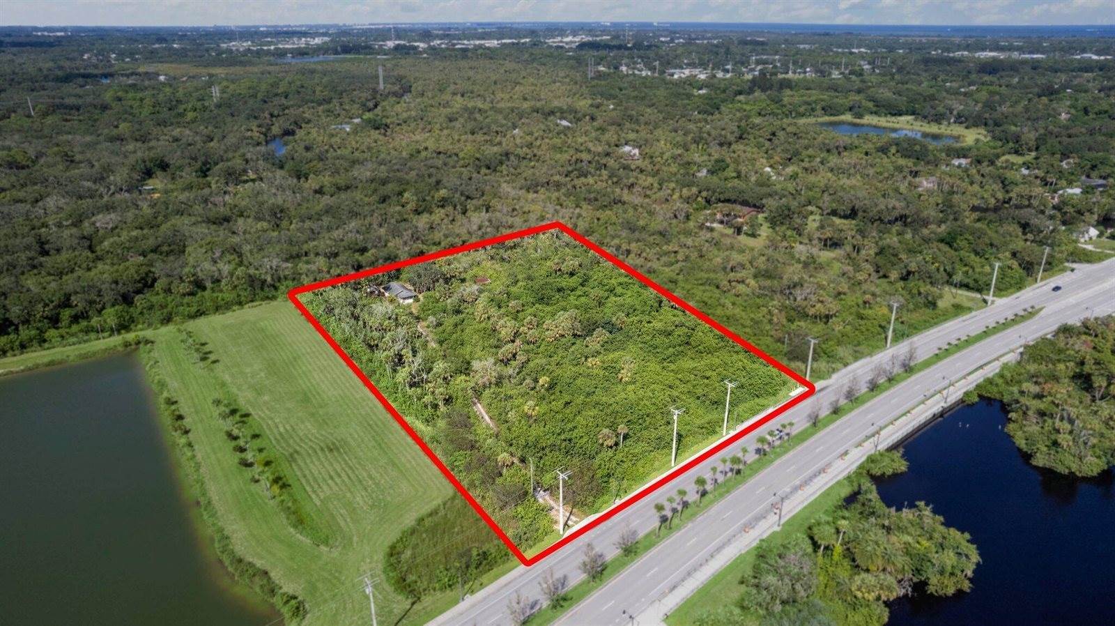 2088 West Midway Road, Fort Pierce, FL 34982