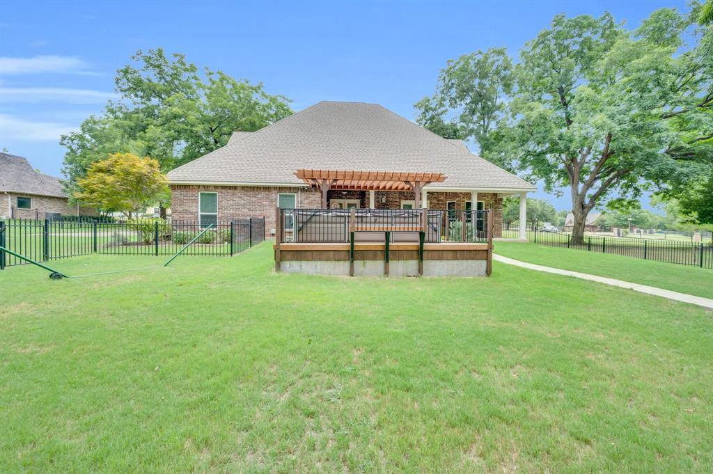 3 Remington Court, Red Oak, TX 75154