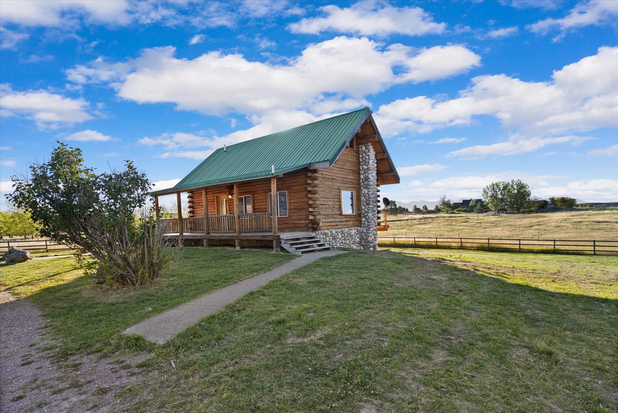 42552 Jumping Horse Lane, Polson, MT 59860