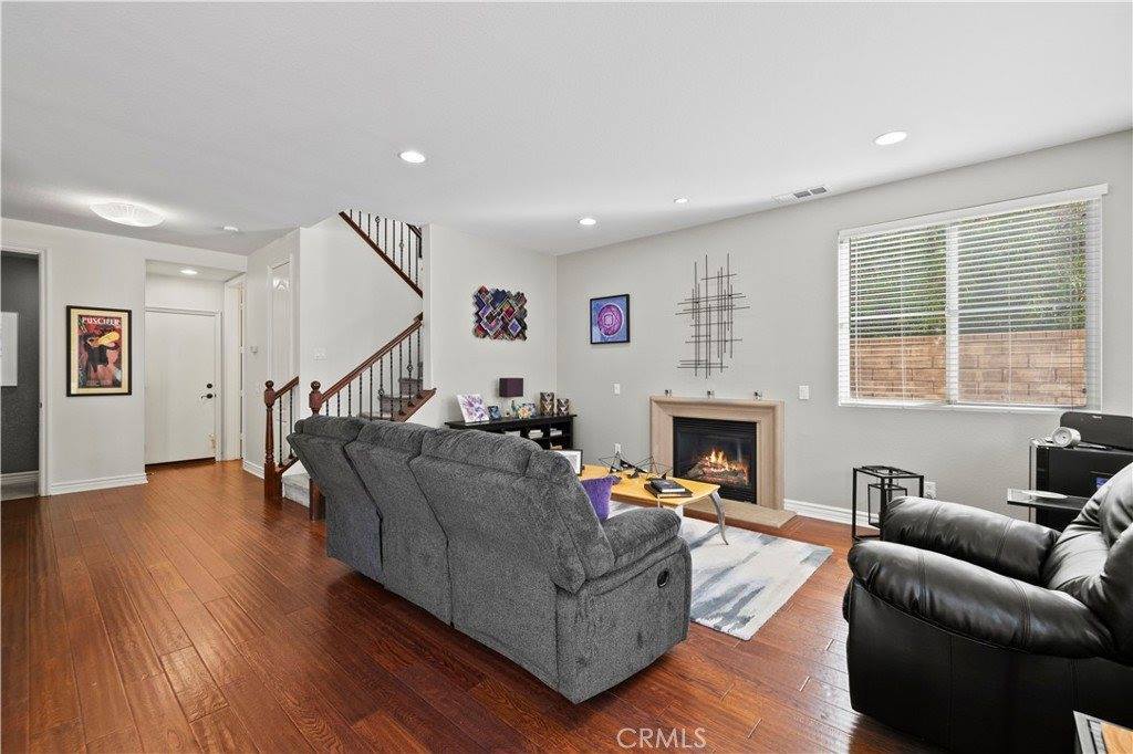 28112 Brett Court, Saugus, CA 91350