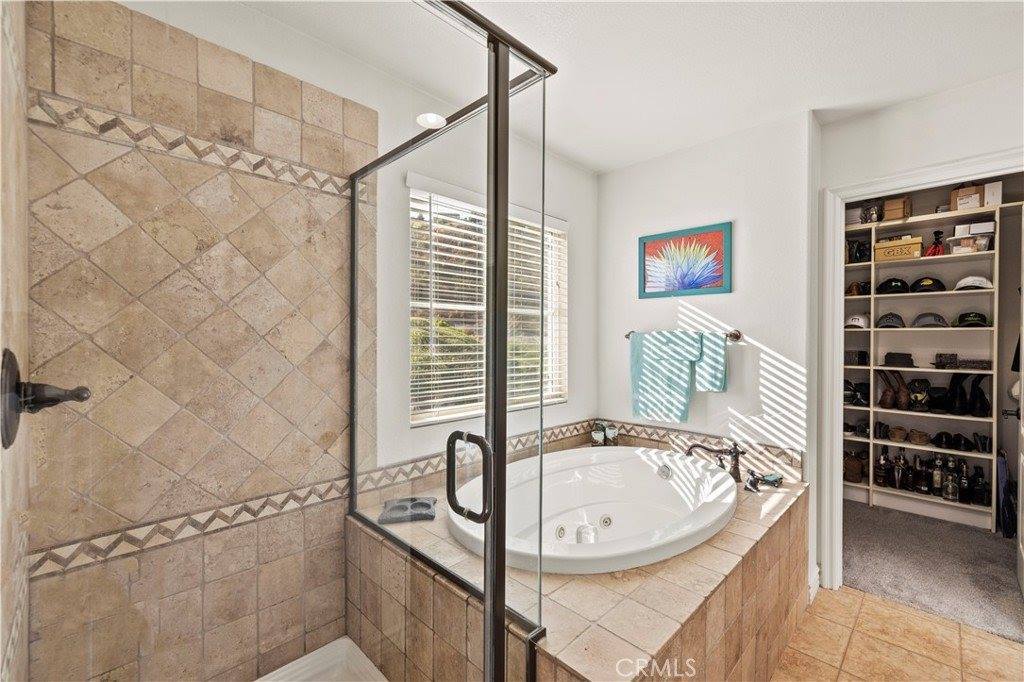 28112 Brett Court, Saugus, CA 91350