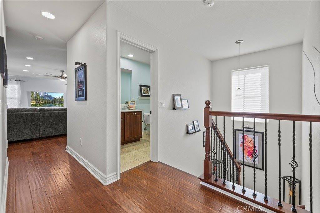 28112 Brett Court, Saugus, CA 91350