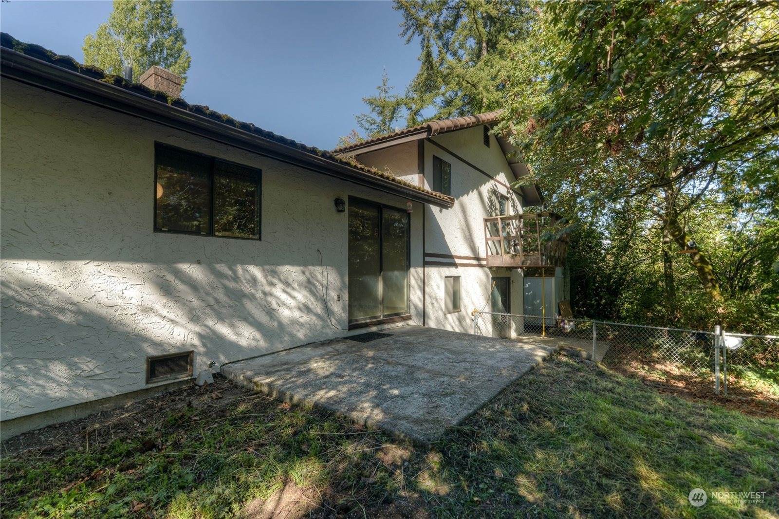 2511 SW 347th Street, Federal Way, WA 98023