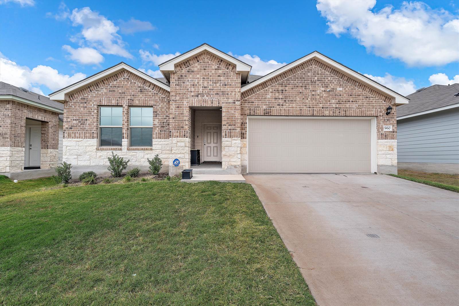 960 Chambray Drive, Troy, TX 76579