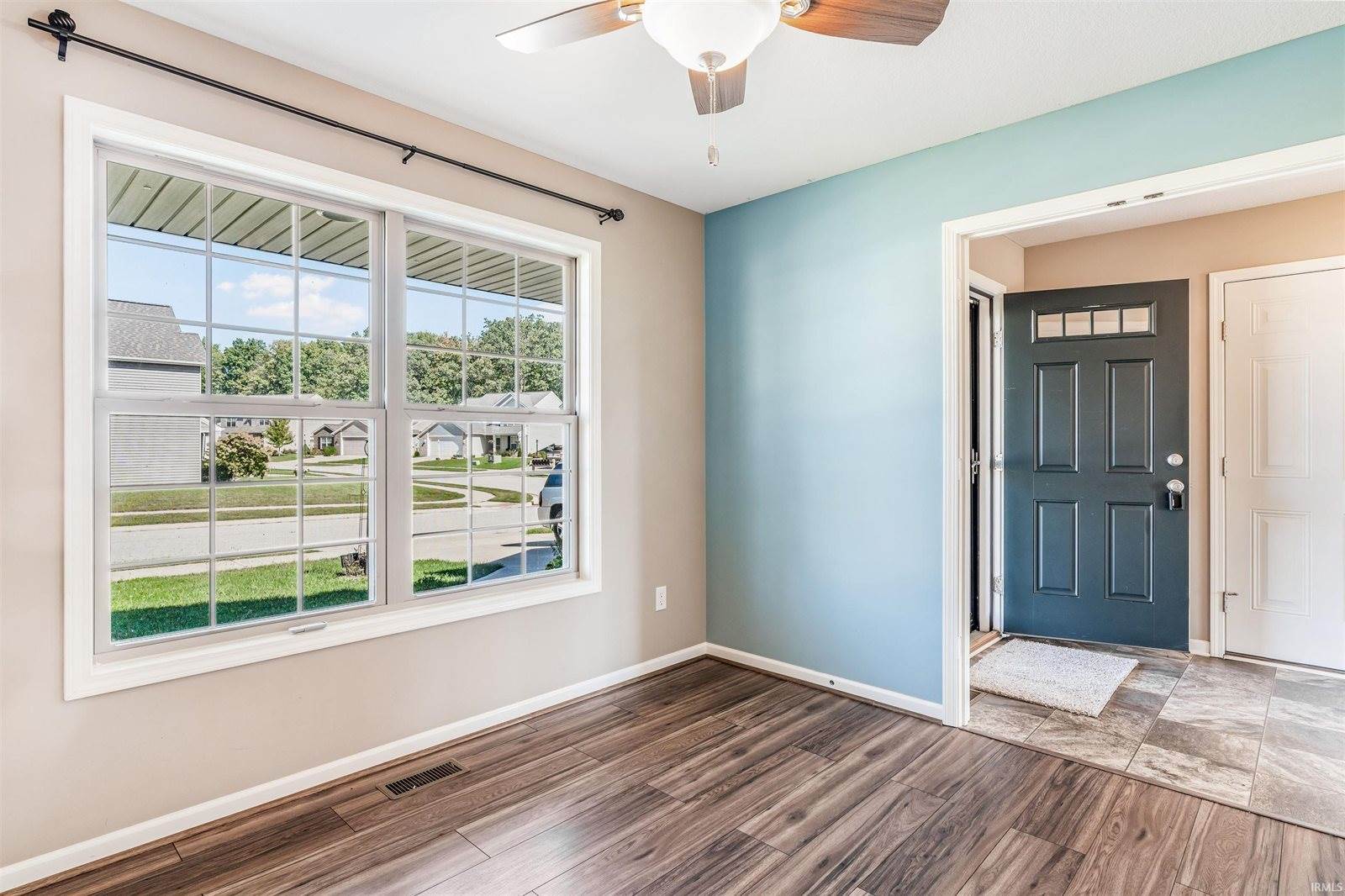 14949 Whitaker Drive, Fort Wayne, IN 46818