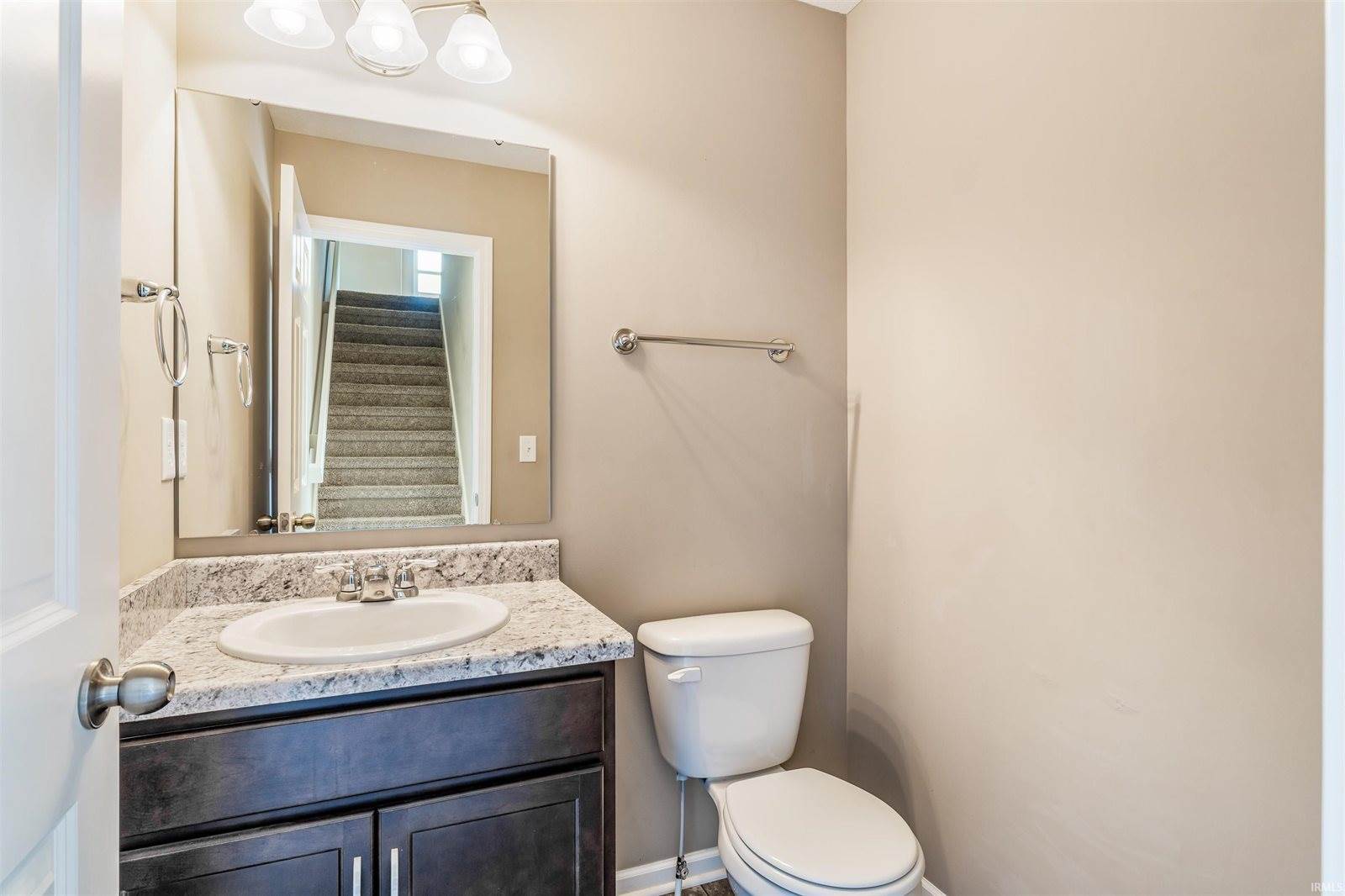 14949 Whitaker Drive, Fort Wayne, IN 46818