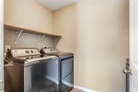 14949 Whitaker Drive, Fort Wayne, IN 46818