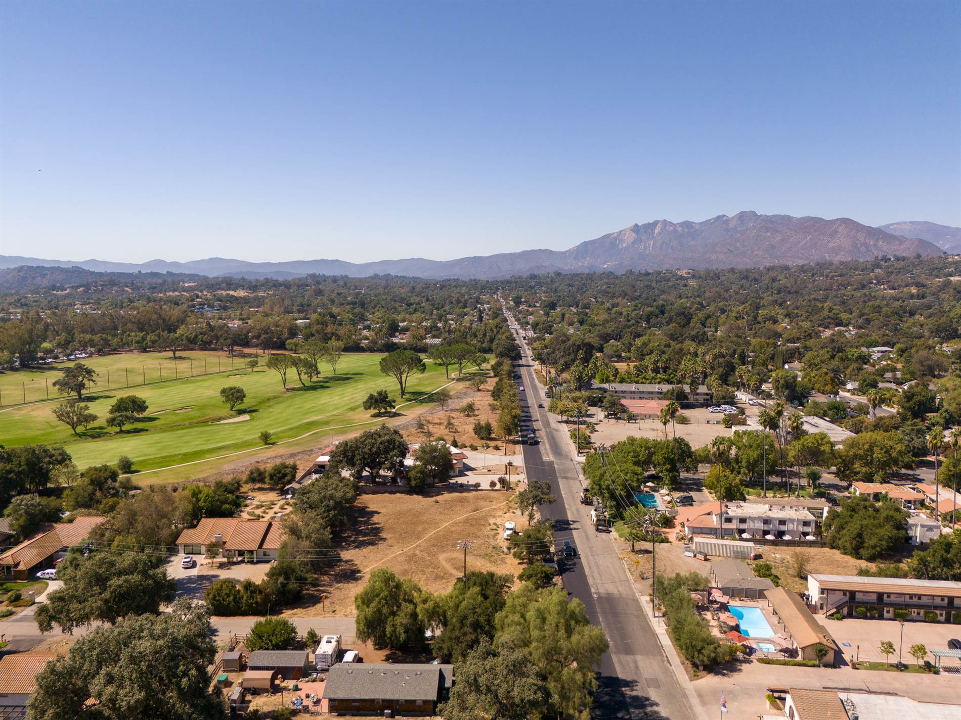 25 Fairway Lane, Ojai, CA 93023