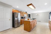 20344 Heritage Rd, St Robert, MO 65584