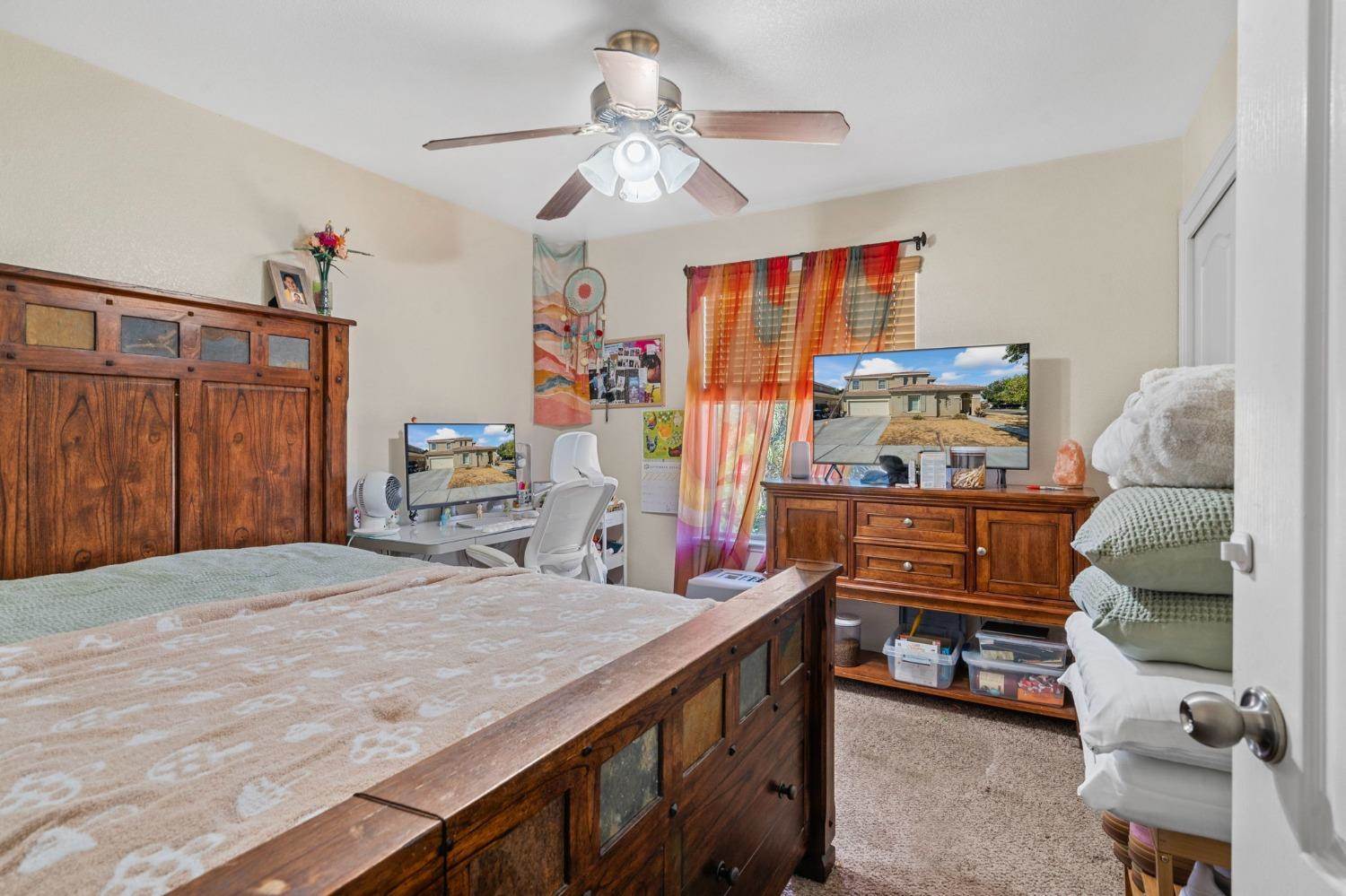 367 Sunburst Street, Los Banos, CA 93635