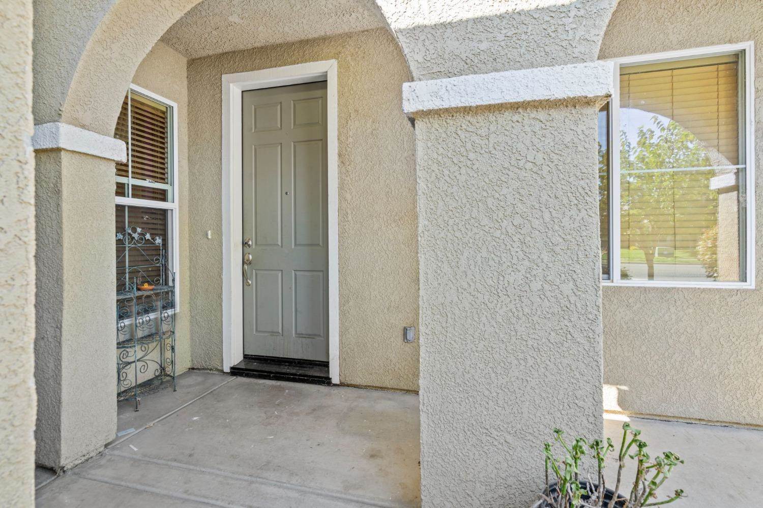 367 Sunburst Street, Los Banos, CA 93635