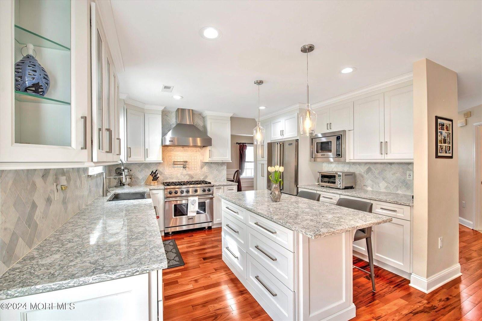 12 Woodmere Court, Old Bridge, NJ 08857