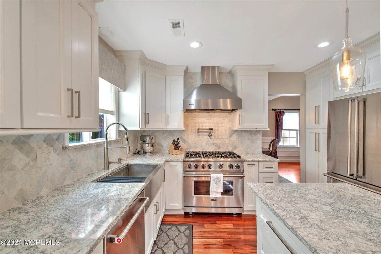 12 Woodmere Court, Old Bridge, NJ 08857