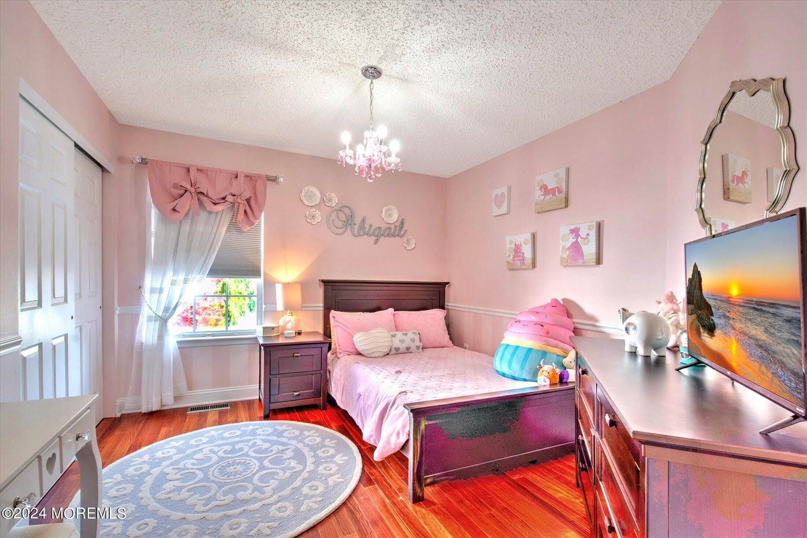 12 Woodmere Court, Old Bridge, NJ 08857