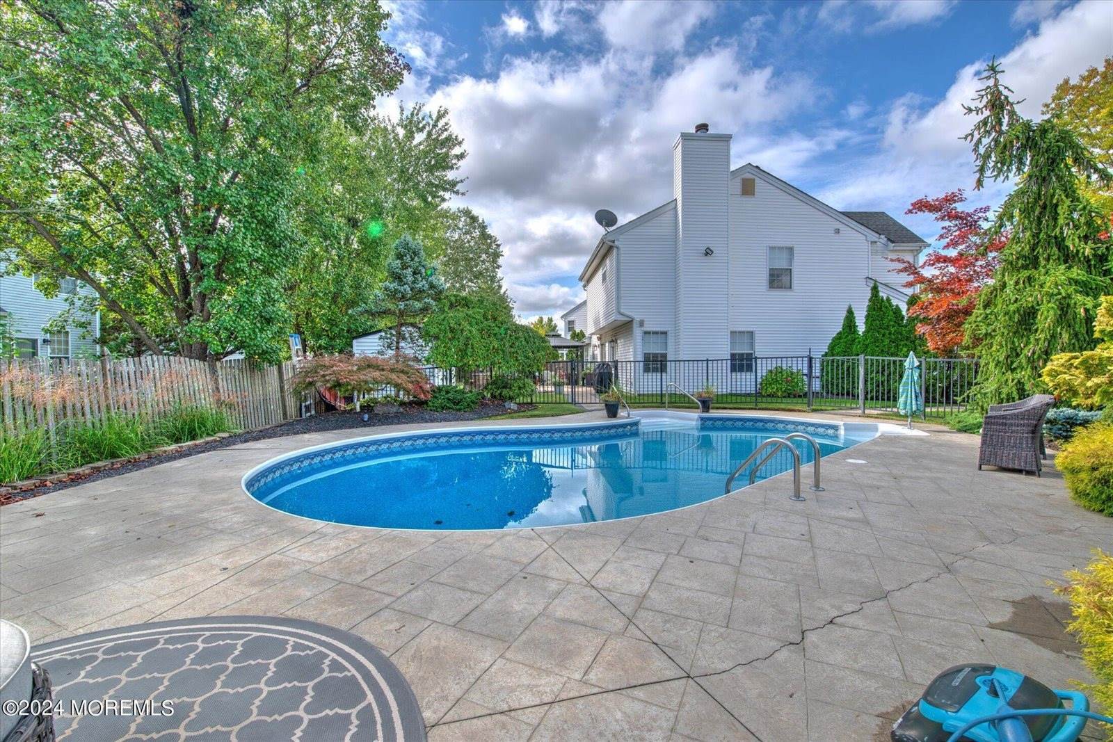 12 Woodmere Court, Old Bridge, NJ 08857