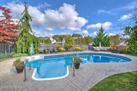 12 Woodmere Court, Old Bridge, NJ 08857