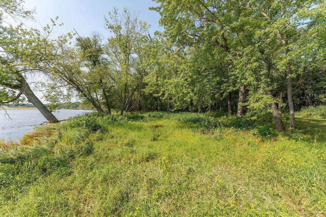 W10679 River Shores Road, Portage, WI 53901