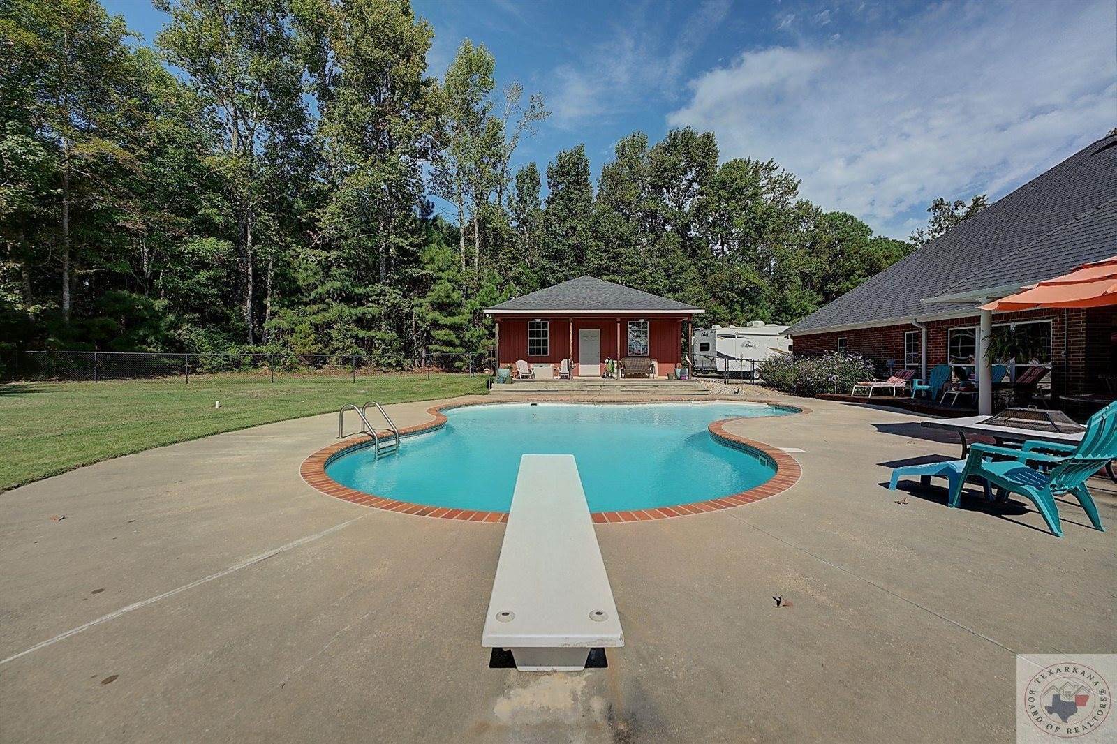 368 Beaver Lake Dr., Texarkana, TX 75501