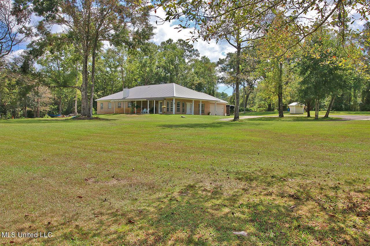 5916 Morning Side Drive, Vancleave, MS 39565