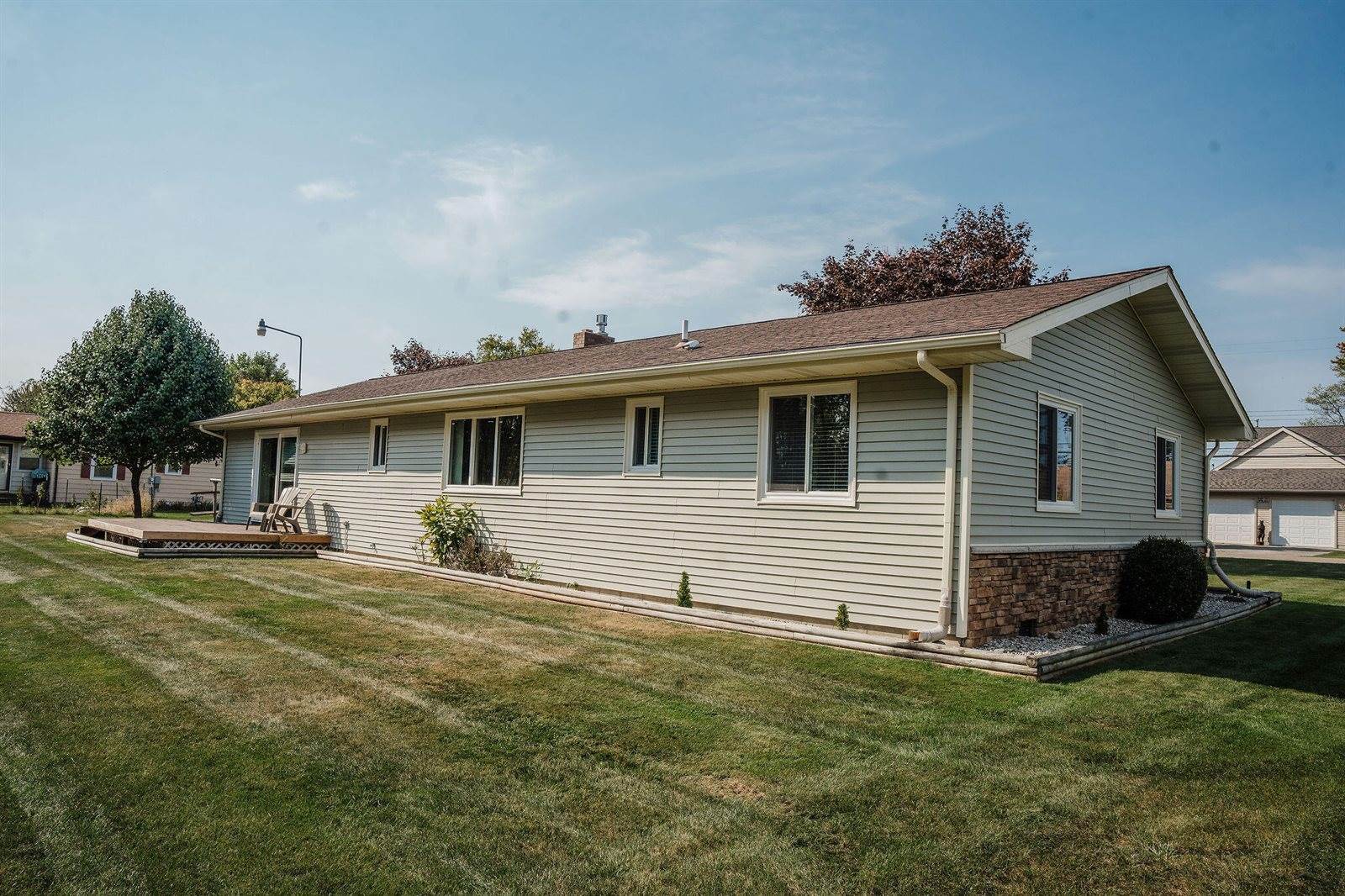 2230 Long Point Drive, Houghton Lake, MI 48629