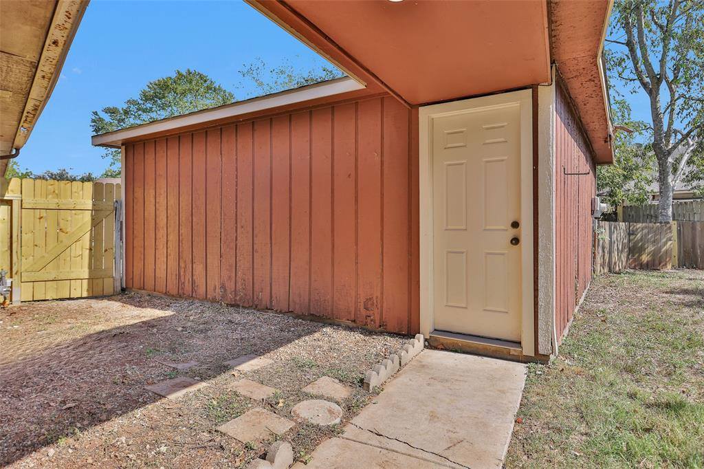 2306 Woven Wood Lane, Richmond, TX 77406