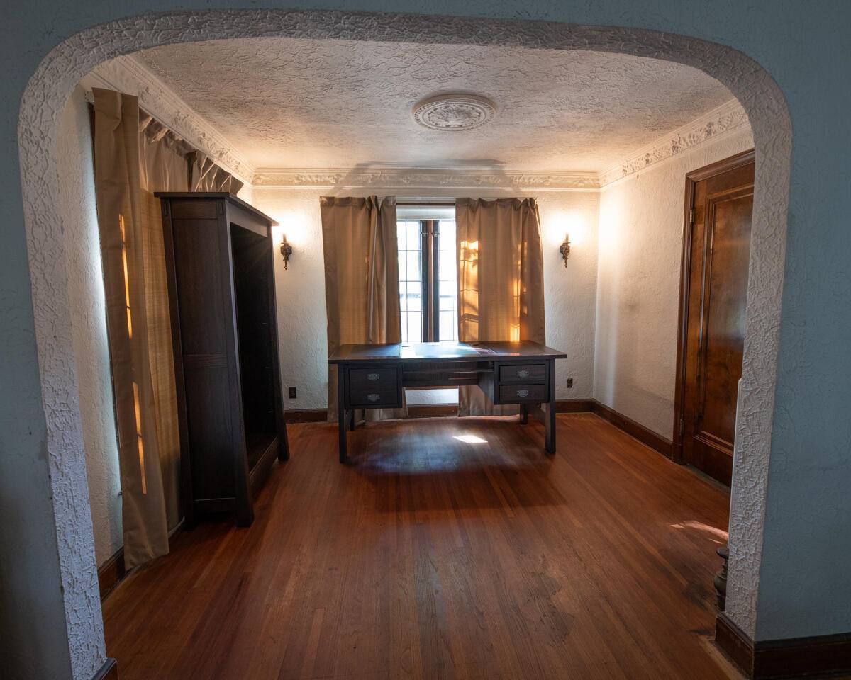 15343 Grandville Avenue, Detroit, MI 48223