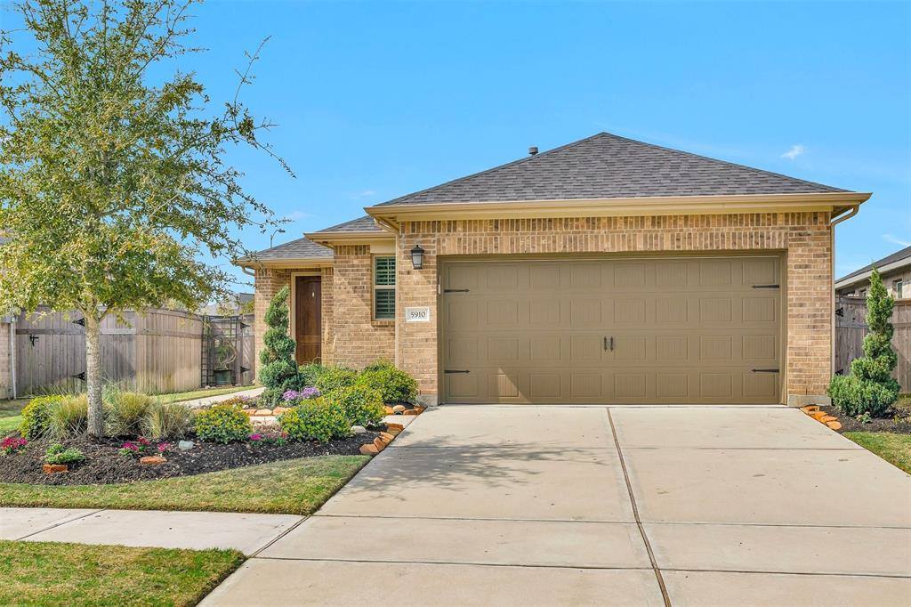 5910 Pedernales Bend Lane, Fulshear, TX 77441