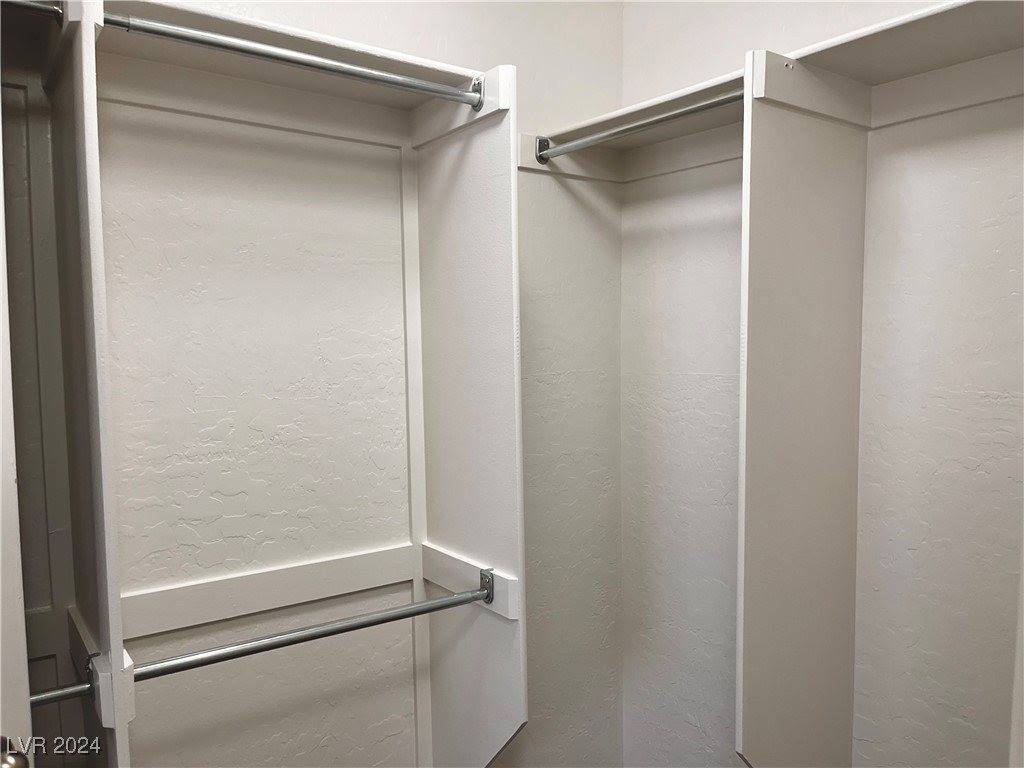 9040 Westchester Hill Avenue, Las Vegas, NV 89148