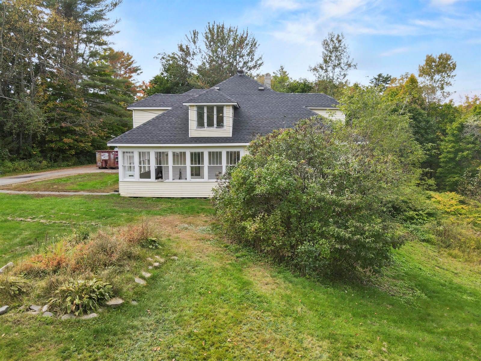 21 Maple Street, Milo, ME 04463