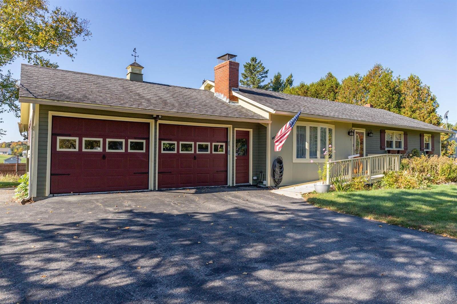 1 Stoneybrook Road, Hampden, ME 04444