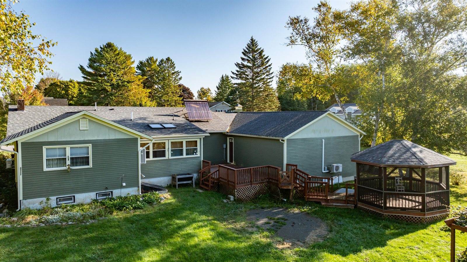 1 Stoneybrook Road, Hampden, ME 04444