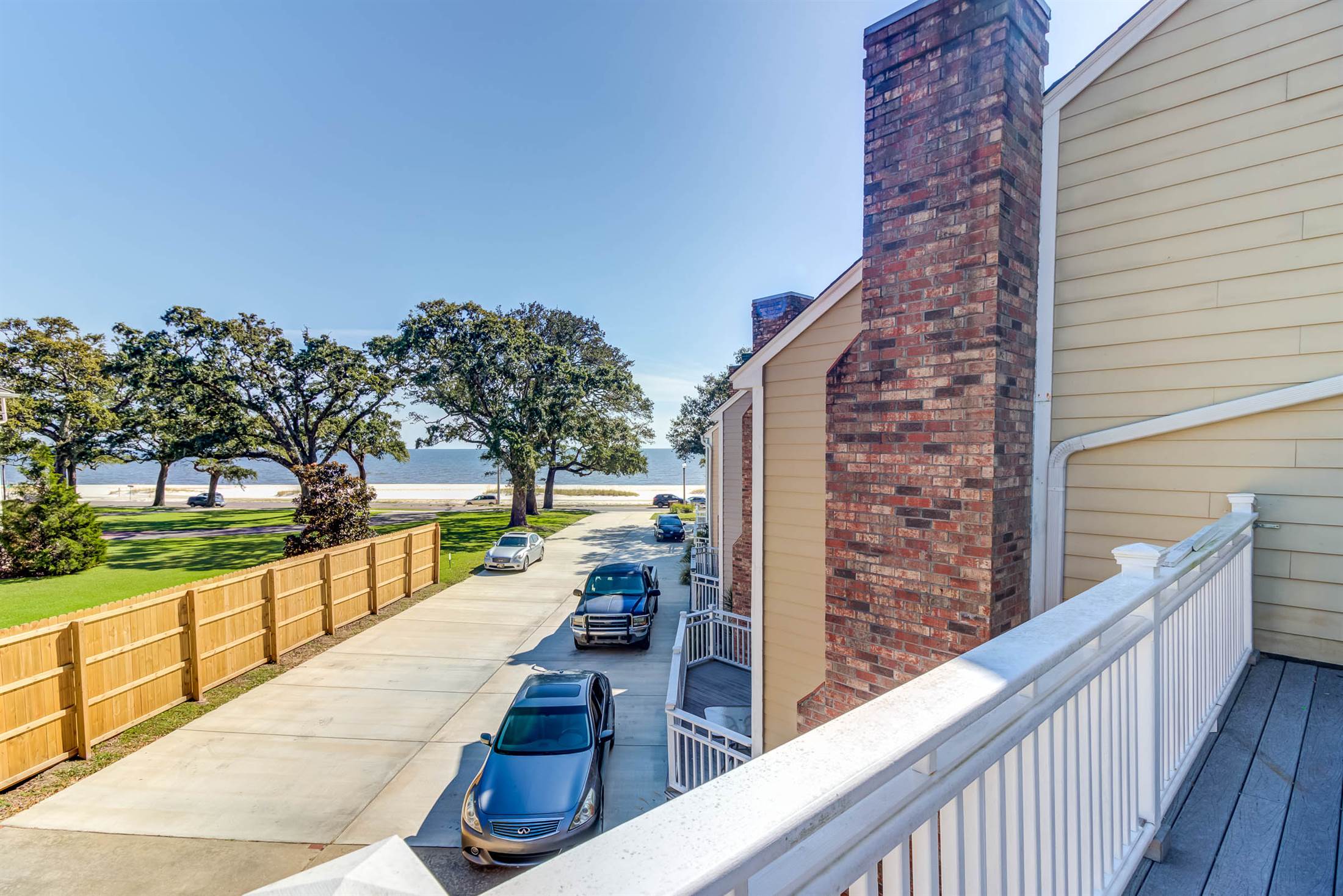 1318 Beach Blvd #5, Biloxi, MS 39530