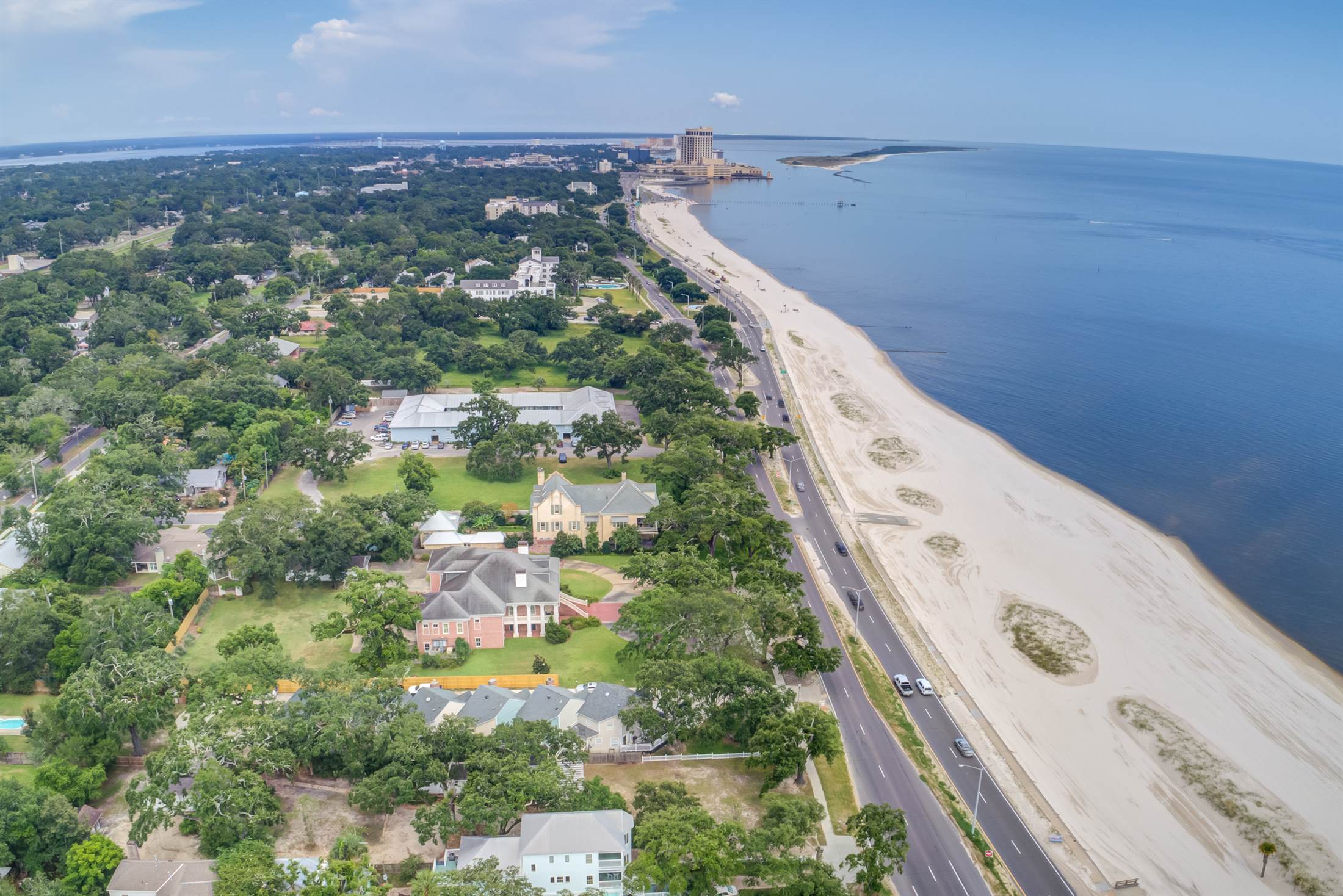 1318 Beach Blvd #5, Biloxi, MS 39530