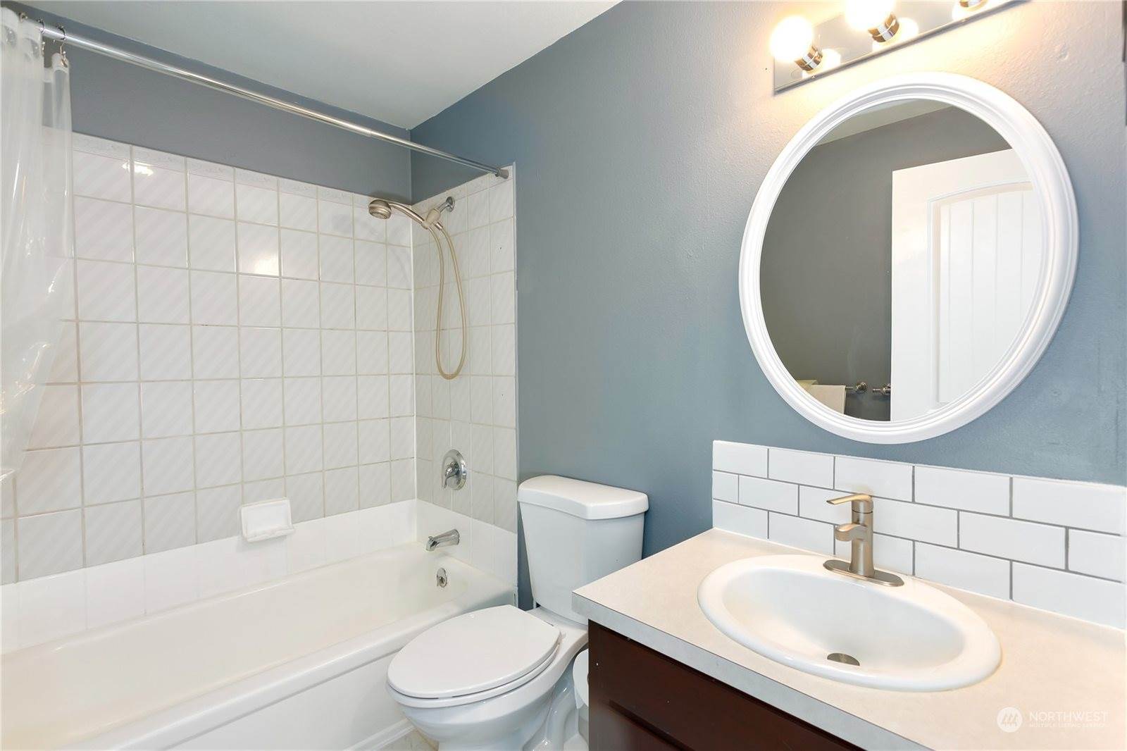 7002 Tolmie Drive NE, Olympia, WA 98516