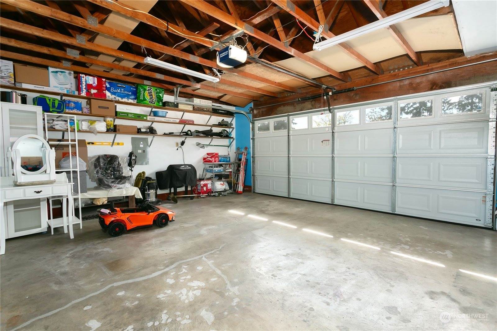 7002 Tolmie Drive NE, Olympia, WA 98516