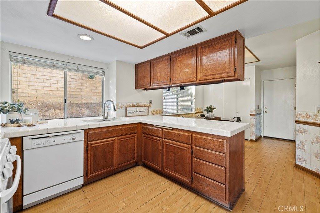 28149 Hot Springs Avenue, Canyon Country, CA 91351