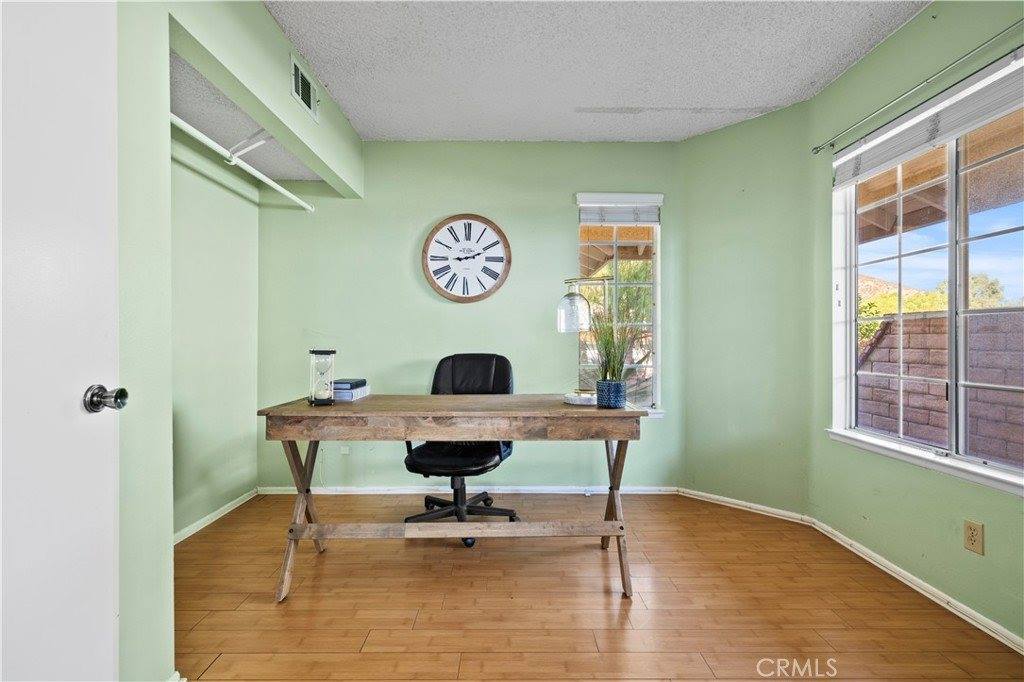 28149 Hot Springs Avenue, Canyon Country, CA 91351