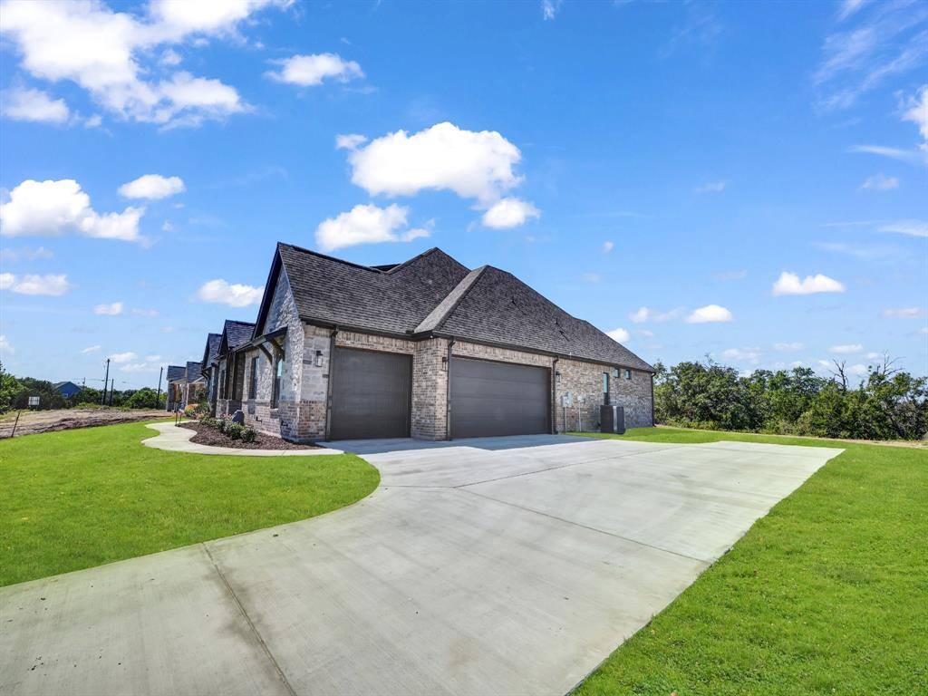 266 Coalson Crossing, Azle, TX 76020