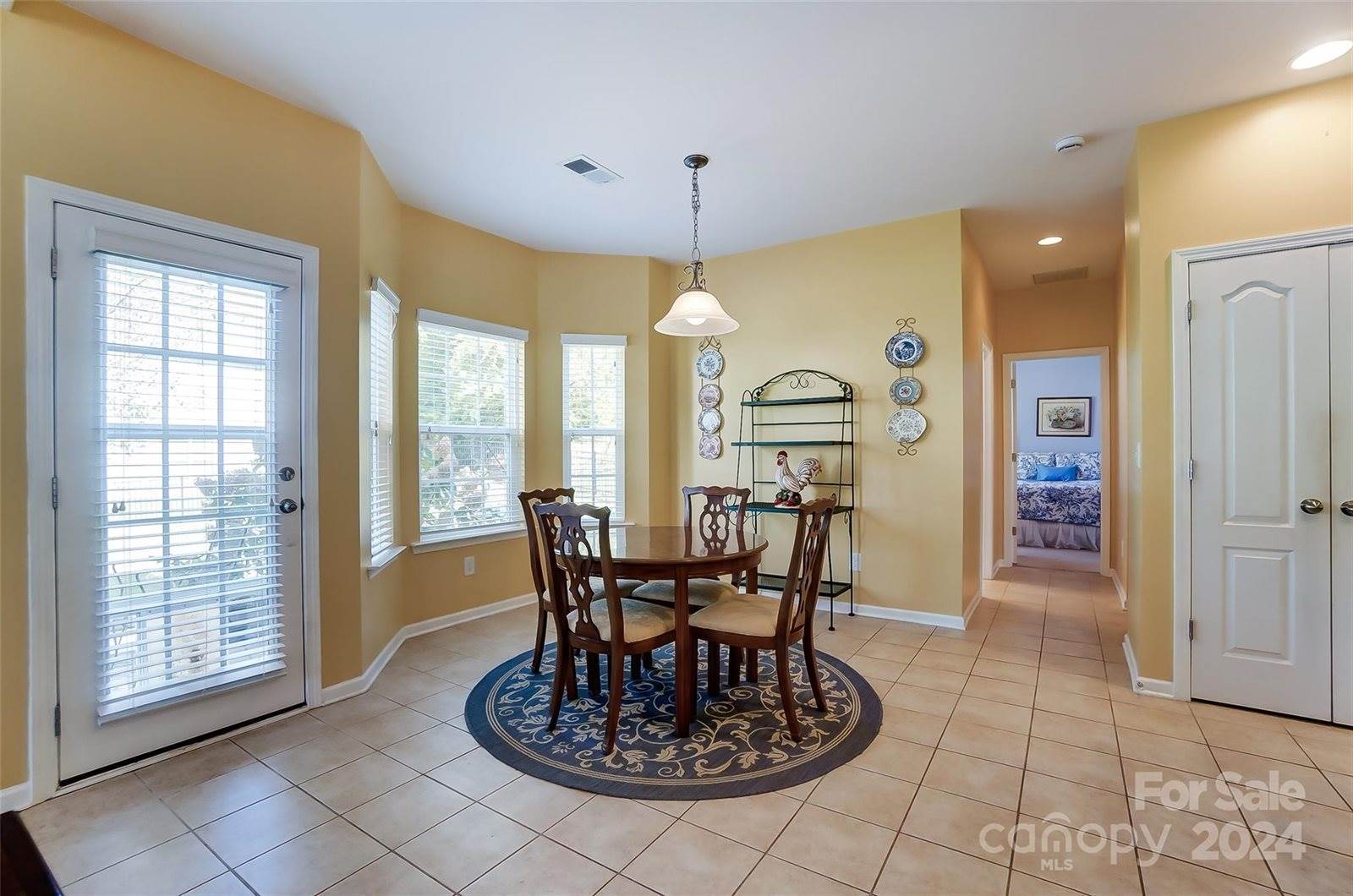 1039 Mclaren Drive, Belmont, NC 28012