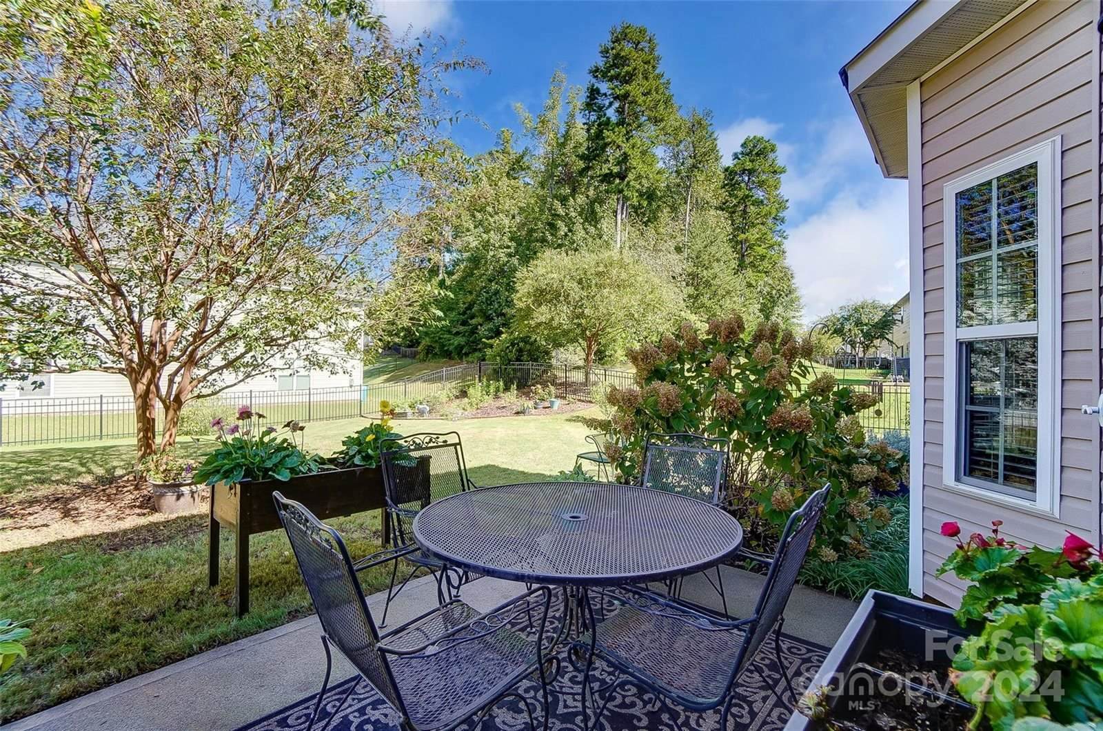 1039 Mclaren Drive, Belmont, NC 28012