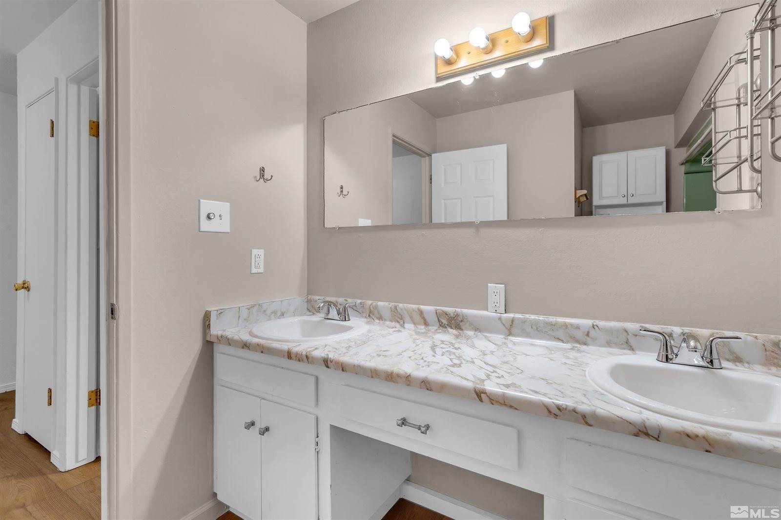 163 Smithridge Park, Reno, NV 89502