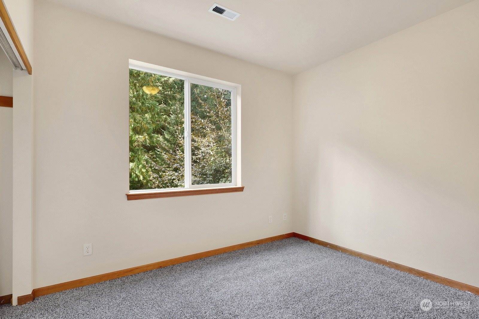 6 Sparrow Court, Bellingham, WA 98229