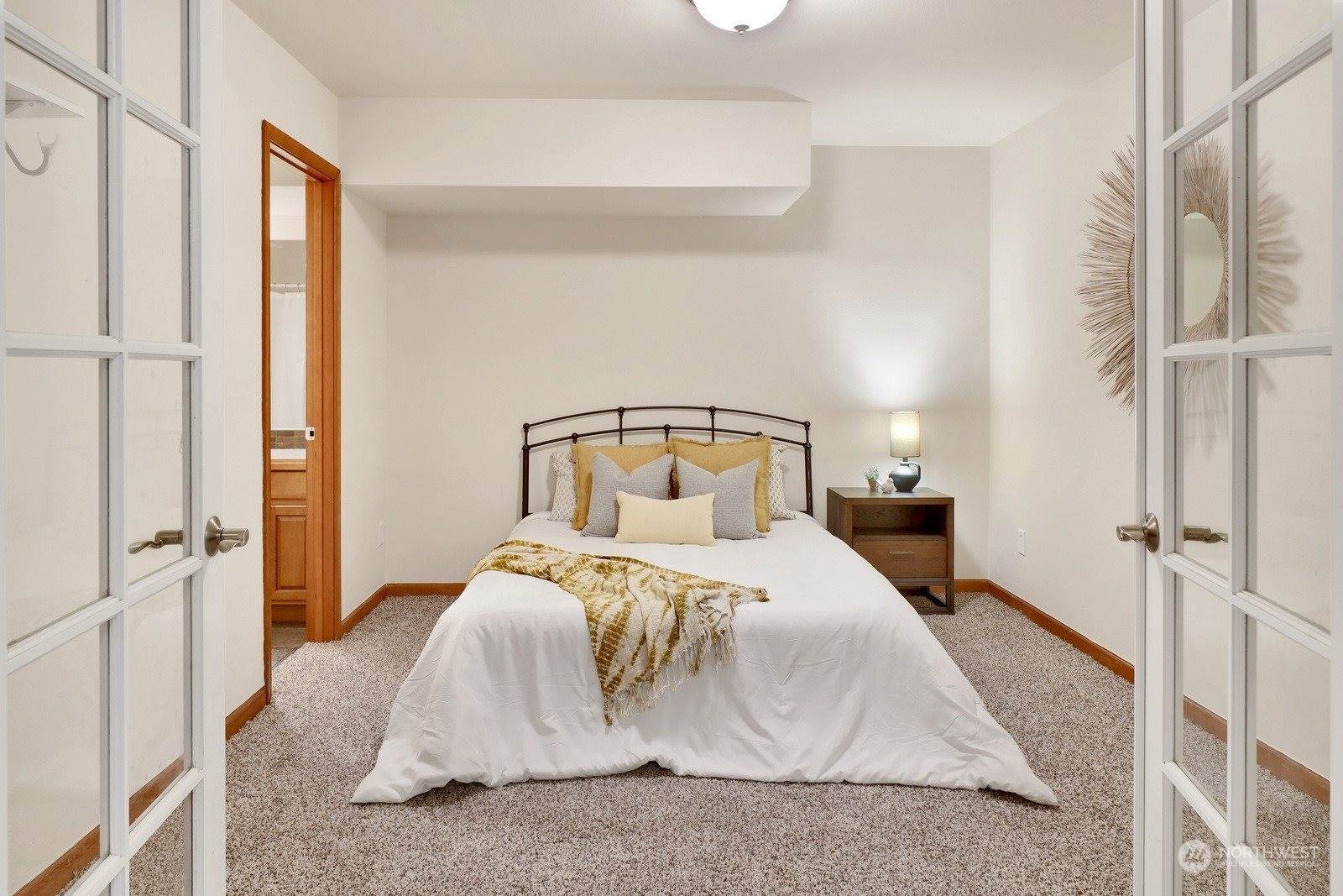 6 Sparrow Court, Bellingham, WA 98229