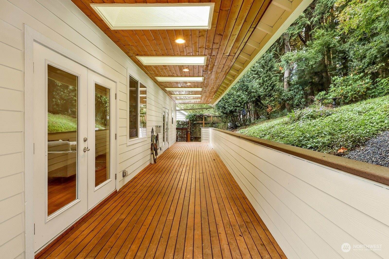 6 Sparrow Court, Bellingham, WA 98229