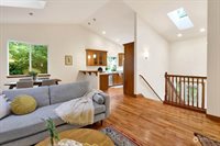 6 Sparrow Court, Bellingham, WA 98229