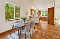 6 Sparrow Court, Bellingham, WA 98229