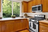 6 Sparrow Court, Bellingham, WA 98229